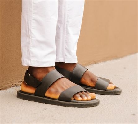 Justerbart stroppesystem, der sikrer en optimal pasfor